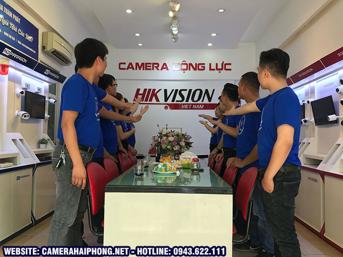 nhân viên lắp đặt camera quan sát hikvision giá rẻ tại Hải Phòng 