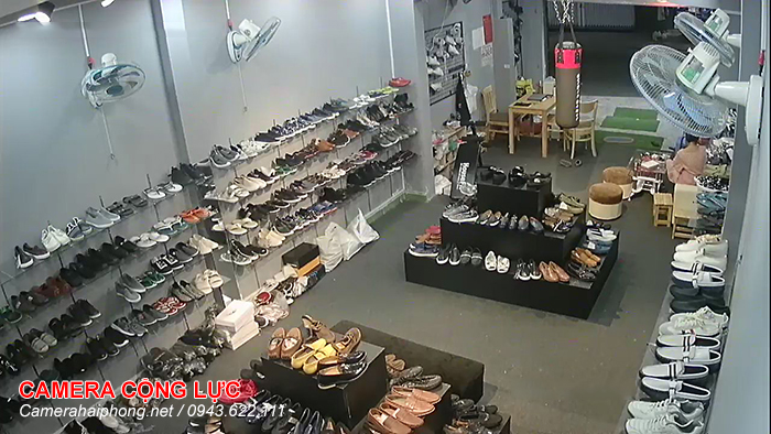 Lắp đặt camera quan sát cửa hàng shop